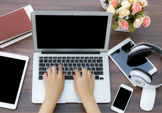 Czy warto zainwestować w używanego laptopa marki premium?
